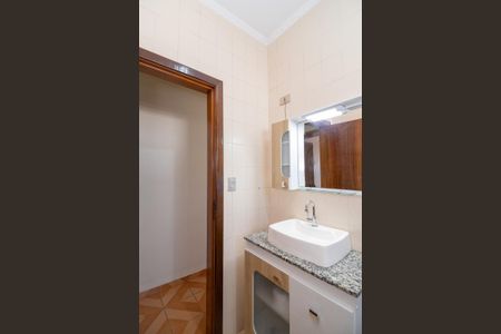 Casa à venda com 125m², 2 quartos e 2 vagas Casa à venda com 125m², 2 quartos e 2 vagasBanheiro 1