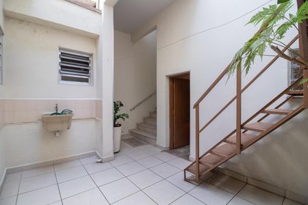 Casa à venda com 125m², 2 quartos e 2 vagas Casa à venda com 125m², 2 quartos e 2 vagasQuintal
