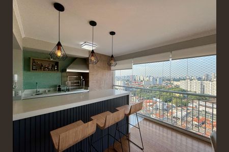 Apartamento à venda com 130m², 3 quartos e 2 vagasVaranda 