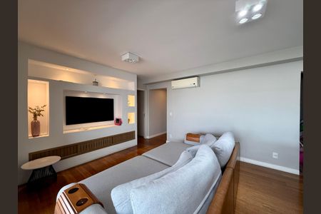 Sala  de apartamento à venda com 3 quartos, 130m² em Jardim Dom Bosco, São Paulo