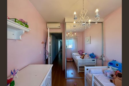 Apartamento à venda com 130m², 3 quartos e 2 vagasQuarto 2