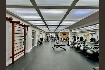 Apartamento à venda com 130m², 3 quartos e 2 vagasAcademia