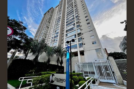 Apartamento à venda com 130m², 3 quartos e 2 vagasFachada 