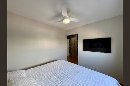 Apartamento à venda com 130m², 3 quartos e 2 vagasSuíte