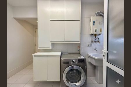 Apartamento à venda com 130m², 3 quartos e 2 vagasÁrea de Serviço