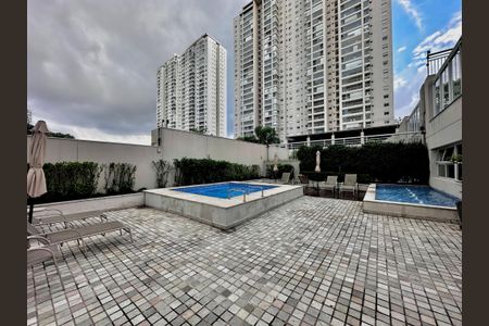 Apartamento à venda com 130m², 3 quartos e 2 vagasPiscina 