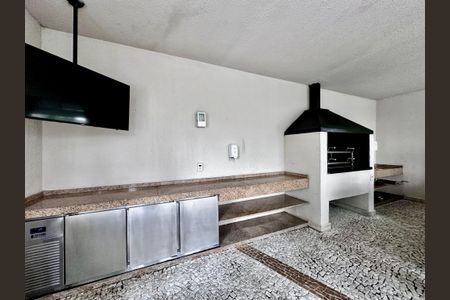 Apartamento à venda com 130m², 3 quartos e 2 vagasChurrasqueira 