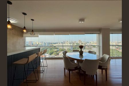 Apartamento à venda com 130m², 3 quartos e 2 vagasVaranda 