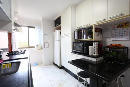 Apartamento à venda com 117m², 3 quartos e 2 vagascozinha