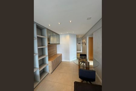 Apartamento à venda com 74m², 2 quartos e 2 vagasSala