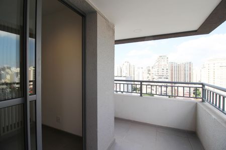 Apartamento à venda com 38m², 1 quarto e sem vaga Apartamento à venda com 38m², 1 quarto e sem vagaVaranda