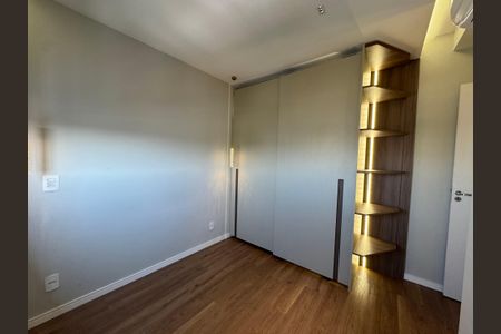 Quarto 1 de apartamento para alugar com 2 quartos, 39m² em Presidente Altino, Osasco