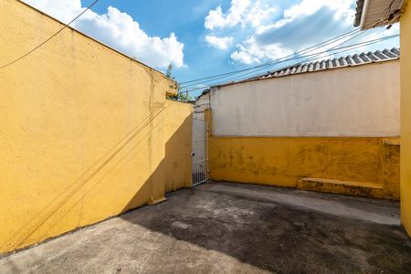 Casa para alugar com 112m², 2 quartos e sem vagaQuintal