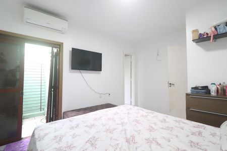 Casa à venda com 200m², 4 quartos e 3 vagasSuíte