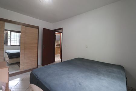 Casa à venda com 200m², 4 quartos e 3 vagasQuarto 