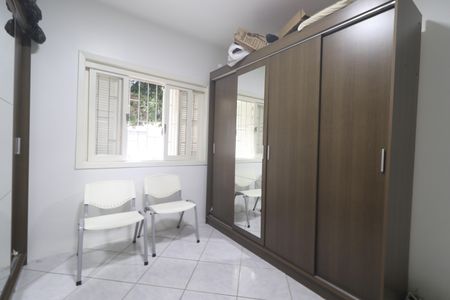 Quarto 01 de casa à venda com 4 quartos, 200m² em Ouro Branco, Novo Hamburgo