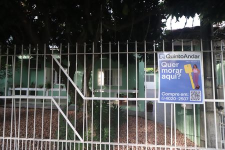 Casa à venda com 200m², 4 quartos e 3 vagasFachada