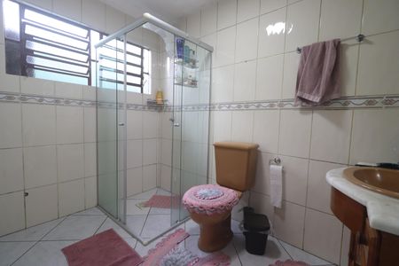 Casa à venda com 200m², 4 quartos e 3 vagasBanheiro da Suíte