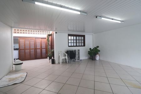Casa à venda com 200m², 4 quartos e 3 vagasGaragem