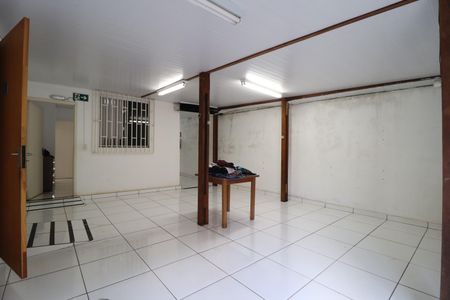 Casa para alugar com 210m², 4 quartos e 1 vagaÁrea de Serviço