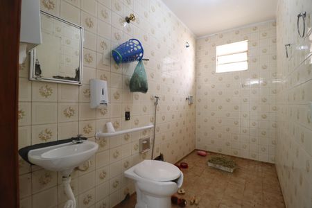 Casa para alugar com 210m², 4 quartos e 1 vagaBanheiro Social 2