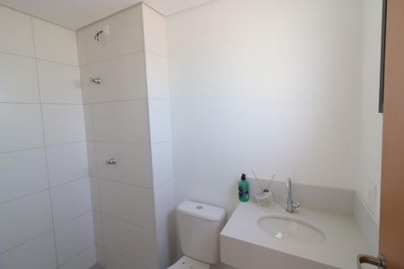 Banheiro de kitnet/studio à venda com 1 quarto, 24m² em Centro, Osasco