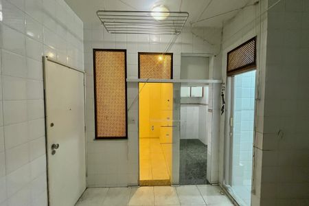 Apartamento para alugar com 80m², 2 quartos e 1 vagaÁrea de Serviço