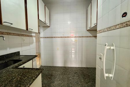 Apartamento para alugar com 80m², 2 quartos e 1 vagaCozinha