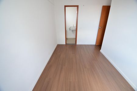 Apartamento à venda com 64m², 2 quartos e 1 vagaQuarto 2 - Suíte