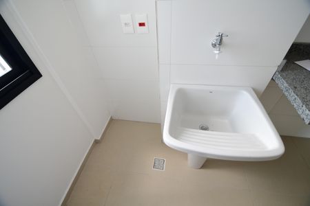 Apartamento à venda com 64m², 2 quartos e 1 vagaÁrea de Serviço