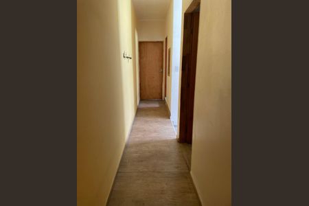Corredor de casa à venda com 3 quartos, 125m² em Jardim Vila Formosa, São Paulo