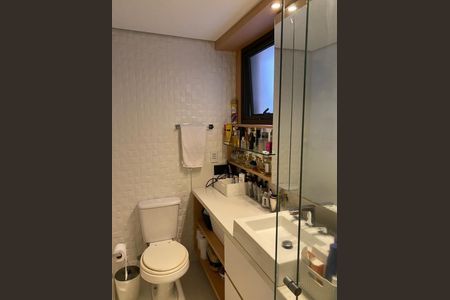 Apartamento para alugar com 95m², 3 quartos e 2 vagas Apartamento para alugar com 95m², 3 quartos e 2 vagasBanheiro