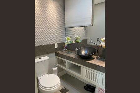 Apartamento para alugar com 95m², 3 quartos e 2 vagas Apartamento para alugar com 95m², 3 quartos e 2 vagasBanheiro