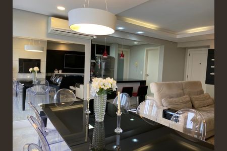 Apartamento para alugar com 95m², 3 quartos e 2 vagas Apartamento para alugar com 95m², 3 quartos e 2 vagasCozinha