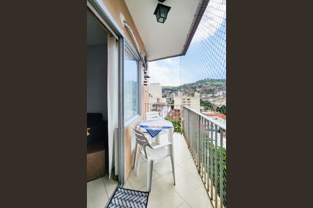 Apartamento à venda com 86m², 3 quartos e 1 vagaVaranda 