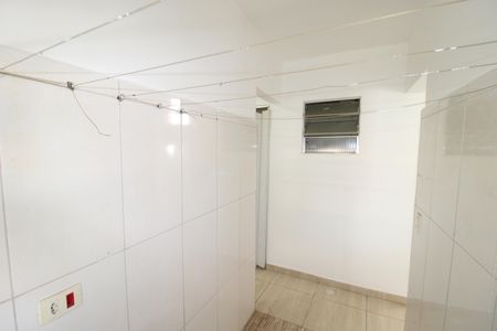 Casa de condomínio para alugar com 30m², 1 quarto e sem vagaÁrea de Serviço