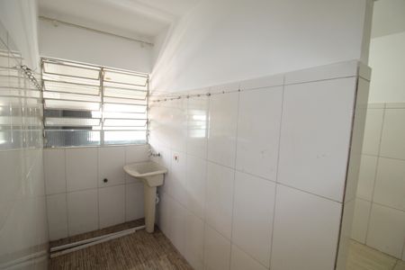 Casa de condomínio para alugar com 30m², 1 quarto e sem vagaÁrea de Serviço
