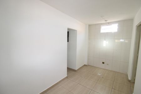 Sala de casa de condomínio para alugar com 1 quarto, 30m² em Sítio do Mandaqui, São Paulo