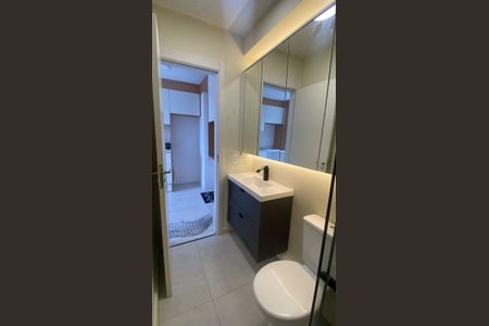 Banheiro de apartamento para alugar com 1 quarto, 25m² em Vila Moraes, São Paulo