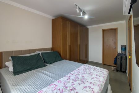 Apartamento para alugar com 85m², 2 quartos e 2 vagasSuite