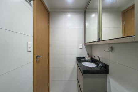 Apartamento para alugar com 85m², 2 quartos e 2 vagasBanheiro 