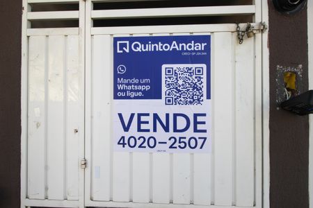 Apartamento para alugar com 50m², 2 quartos e 1 vagaPlaca instalada em 15/04/2026 com o código UKLP-103