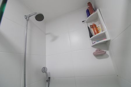Banheiro de apartamento à venda com 2 quartos, 54m² em Socorro, São Paulo