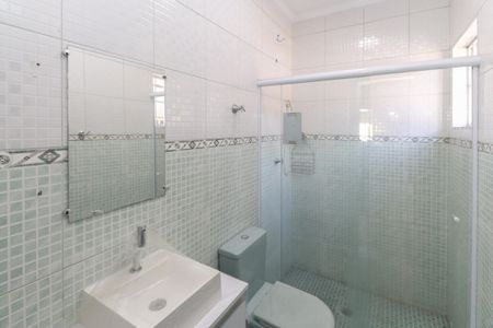 Casa à venda com 194m², 3 quartos e 2 vagasBanheiro da Suíte 2