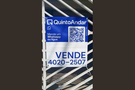 Casa à venda com 194m², 3 quartos e 2 vagasPlaquinha