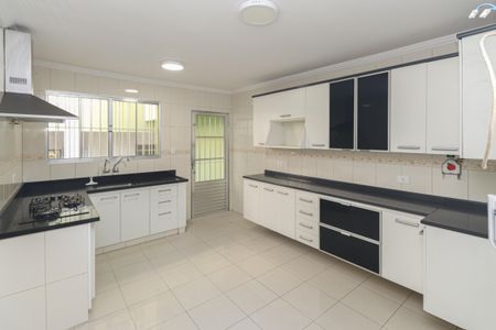 Casa à venda com 194m², 3 quartos e 2 vagasCozinha