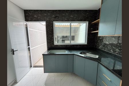 Casa à venda com 95m², 3 quartos e 2 vagasFoto 02