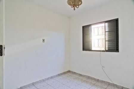 Casa para alugar com 1 quarto, 69m² em Vila Serralheiro, São Paulo