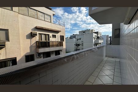 Apartamento à venda com 203m², 2 quartos e 2 vagas Apartamento à venda com 203m², 2 quartos e 2 vagasSacada