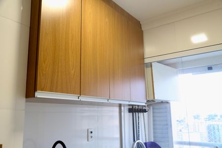 Apartamento para alugar com 85m², 2 quartos e 2 vagas Apartamento para alugar com 85m², 2 quartos e 2 vagasCozinha
